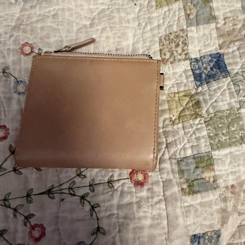 Andor Compact The Denner Nude Pink Leather Wallet with Snap Closure - Picture 2 of 3